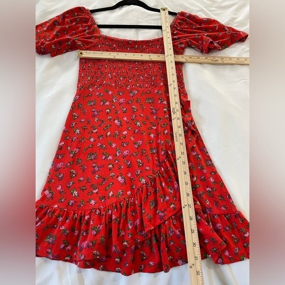 ASOS Shirred Red‎ Ditsy Floral Faux Wrap Dress Size 6 - Picture 3 of 8